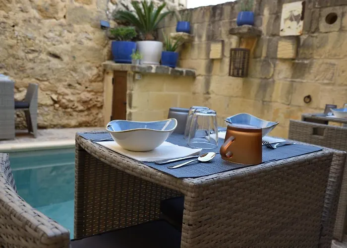 San Pawl Farmhouse- Kortoll ベッド・アンド・ブレックファスト