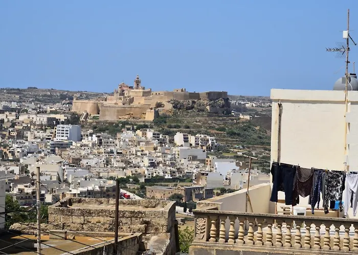 ベッド・アンド・ブレックファスト San Pawl Farmhouse- Kortoll 3*